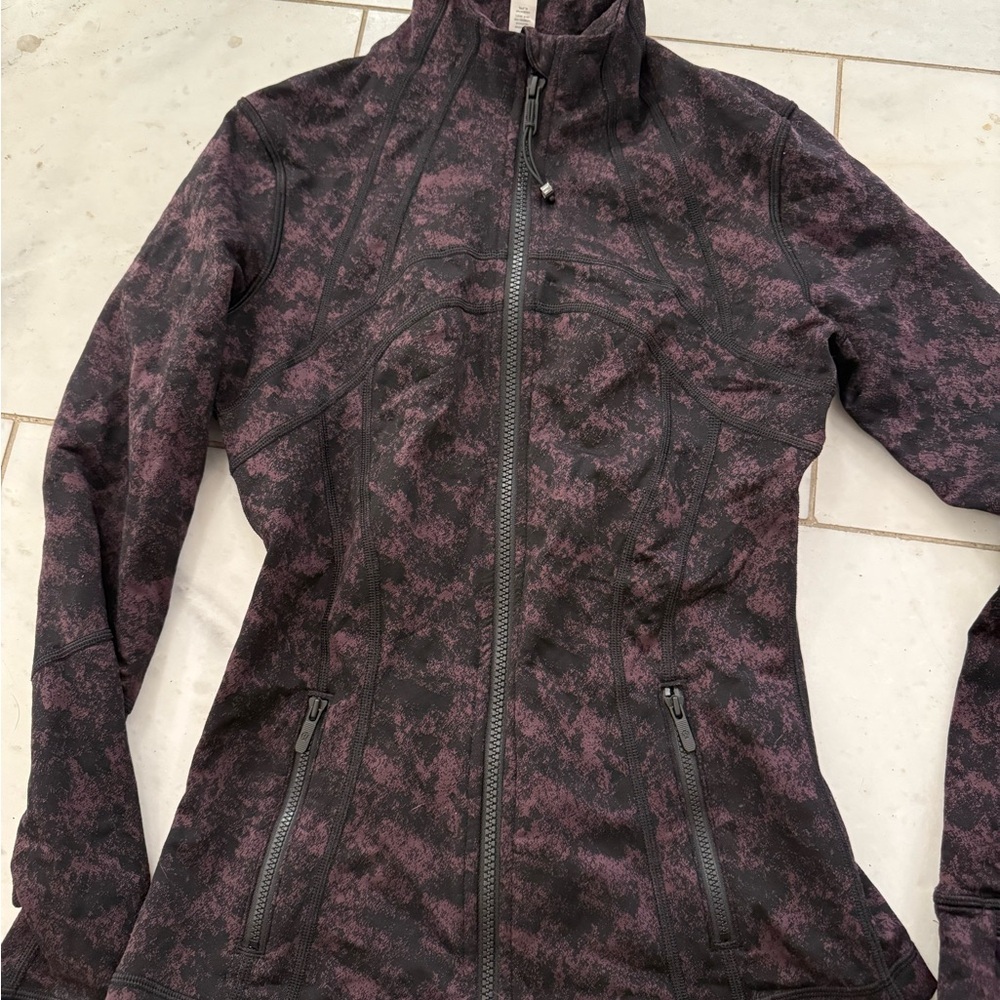 Lululemon Athletica Black and Pink define Jacket